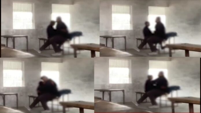 देवरिया के स्कूल में शिक्षक की कथित अशोभनीय हरकत का वीडियो वायरल, आरोपी बर्खास्त